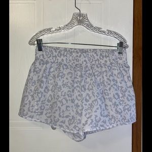 Marika SZ LG, White Leopard Print Shorts 3in Inseam